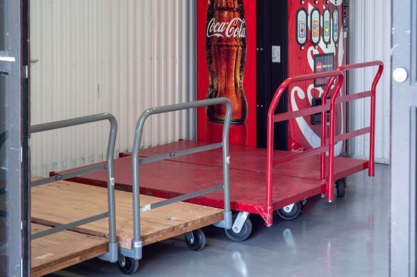 Champion Self Storage - Ruskin - 2809 East College Avenue