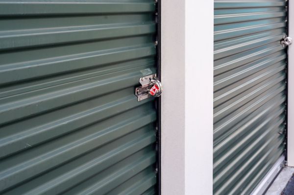 Champion Self Storage - Ruskin - 2809 East College Avenue