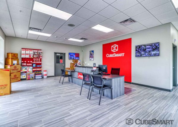 CubeSmart Self Storage FL Altamonte Springs Orange Ave - 750 Orange Avenue
