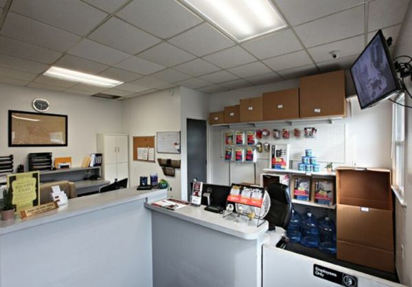 Self Storage Plus - Lanham - 9515 Annapolis Road - 9515 Annapolis Road