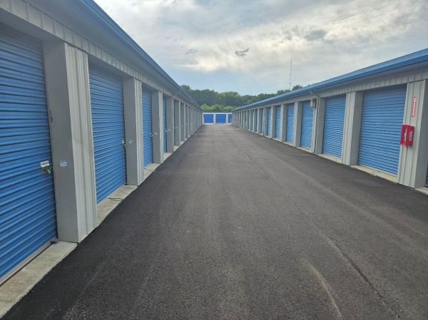 Extra Space Storage - 2100 - Edinburgh - Hartman Dr - 11770 Hartman Drive