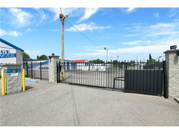 Extra Space Storage - 2108 - North Vernon - N State Highway 7 - 3805 N State Highway 7