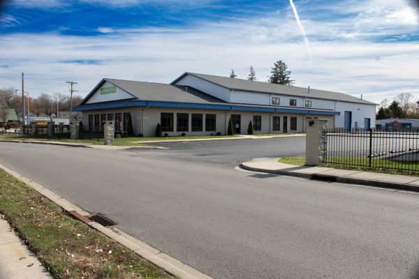 Extra Space Storage - 2117 - Bloomington - Dodds St - 227 West Dodds Street