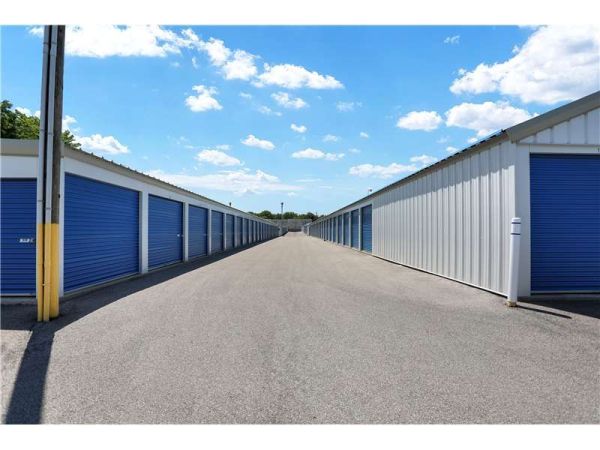 Extra Space Storage - 2125 - Frankfort - Wabash St - 1543 East Wabash Street