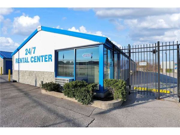 Extra Space Storage - 2126 - Bedford - Bundy Lane - 1312 Bundy Lane