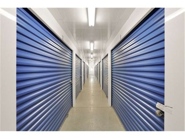 Extra Space Storage - 2126 - Bedford - Bundy Lane - 1312 Bundy Lane