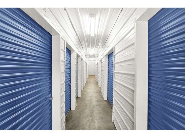 Extra Space Storage - 2127 - Bedford - O Street - 909 O Street