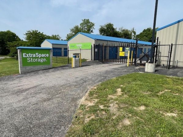 Extra Space Storage - 2127 - Bedford - O Street - 909 O Street