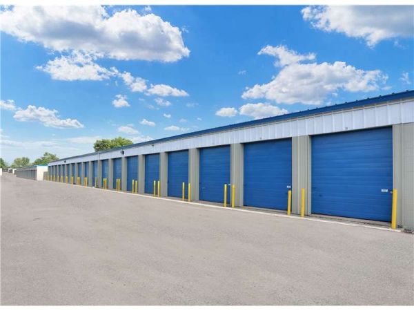 Extra Space Storage - 2149 - Muncie - Granville Ave - 2601 North Granville Avenue