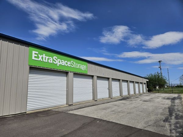 Extra Space Storage - 2187 - Columbus - State St. -  4360 E State St