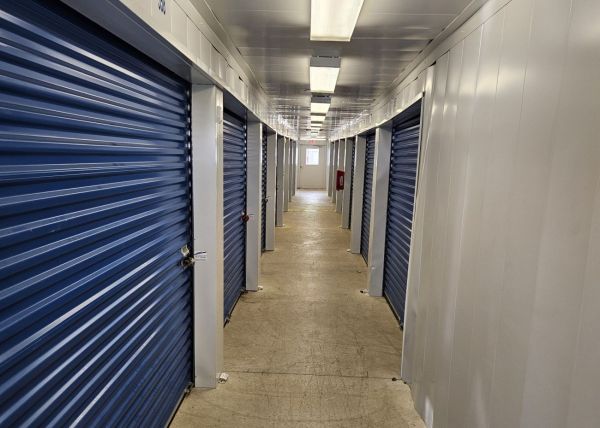 Extra Space Storage - 2187 - Columbus - State St. -  4360 E State St