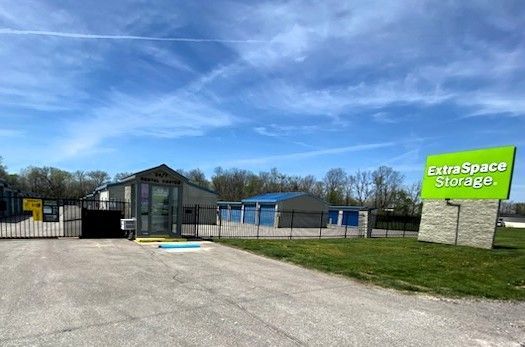 Extra Space Storage - 2188 - Indianapolis - Belmont Ave - 6110 South Belmont Avenue