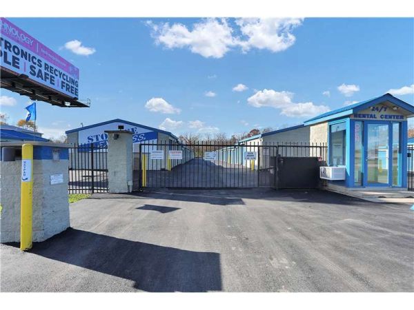 Extra Space Storage - 2188 - Indianapolis - Belmont Ave - 6110 South Belmont Avenue