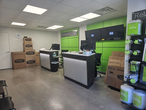 Extra Space Storage - 2193 - Indianapolis - Mann Rd - 4822 Mann Road