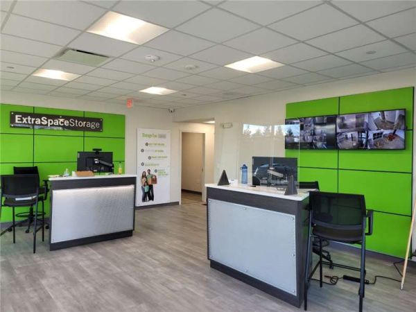 Extra Space Storage - 7929 - Bohemia - Lakeland Ave - 1590 Lakeland Avenue