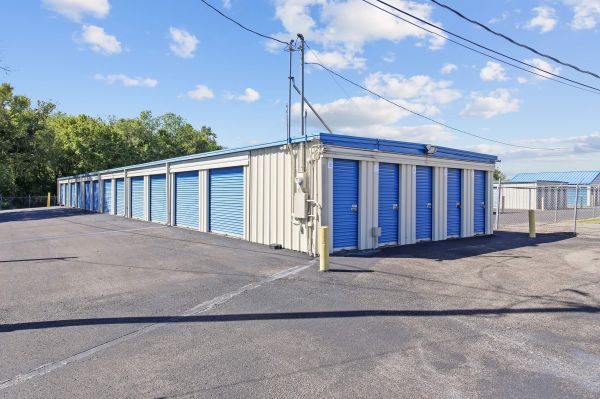 Storage Sense - Chapel Hill - Self Service - 5224 Nashville Highway