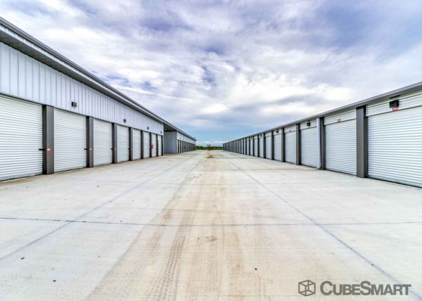 CubeSmart Self Storage - 7930 Southwest Loop - 7930 Southwest Loop 410