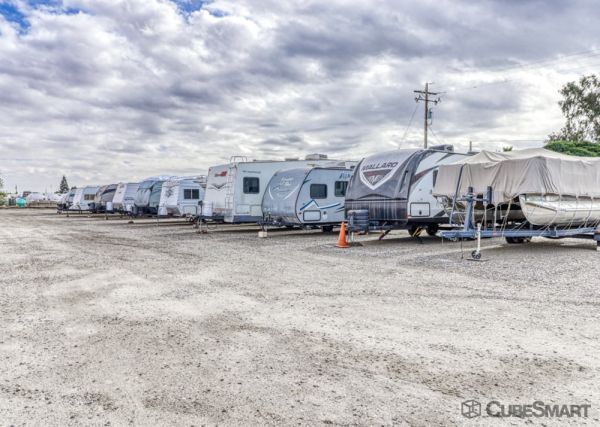 CubeSmart Self Storage CA Chowchilla Road 16 - 24655 Road 16
