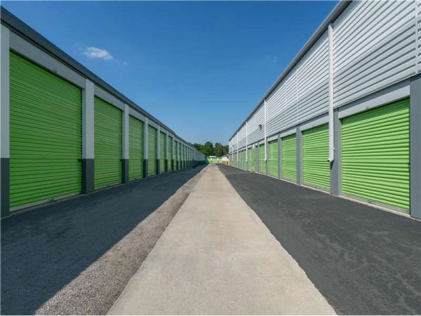 Extra Space Storage - 1395 - Indianapolis - Southport Rd-Kildeer Dr - 4049 Kildeer Drive