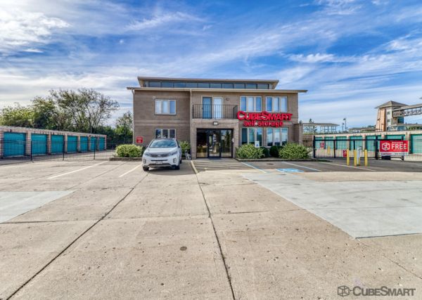 CubeSmart Self Storage WI Sturtevant Wisconsin Street - 1630 Wisconsin Street