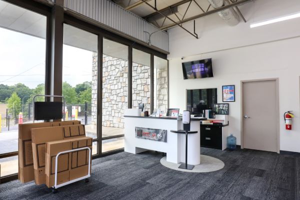 Atlanta's Best Storage - 2393 Metropolitan Parkway Southwest