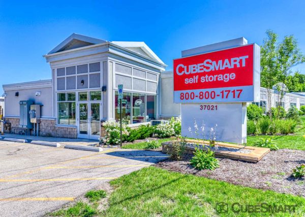 CubeSmart Self Storage IL Beach Park N Sheridan Rd - 37021 North Sheridan Road