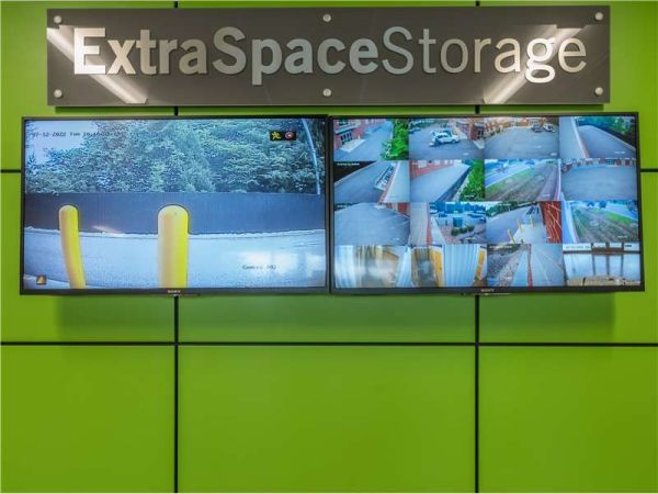 Extra Space Storage - 1935 - Knoxville - Middlebrook Pike - 8627 Middlebrook Pike