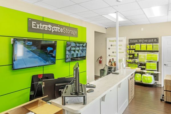 Extra Space Storage - 1965 - North Charleston - 3781 Ashley Phosphate Rd - 3781 Ashley Phosphate Road