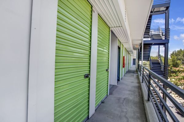 Extra Space Storage - 1987 - Van Nuys - Erwin St - 15500 Erwin Street