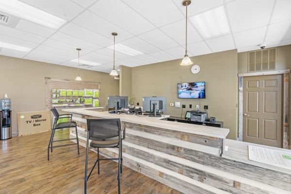 Extra Space Storage - 2018 - Buda - Cabelas Dr - 1280 Cabelas Drive
