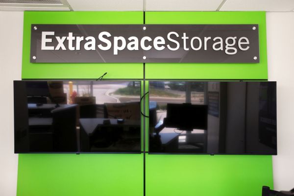 Extra Space Storage - 2030 - Englewood - S Santa Fe Dr - 3325 South Santa Fe Drive