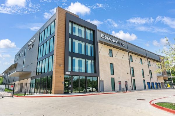 Extra Space Storage - 2057 - Austin - Hwy 71 - 7901 State Highway 71