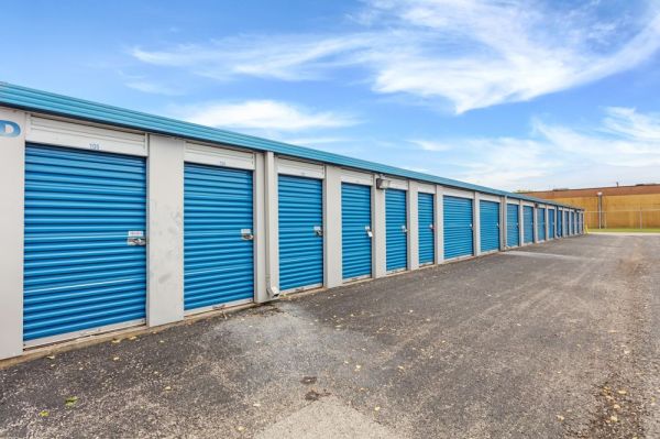Extra Space Storage - 2191 - Jeffersonville - 1713 1/2 E 10th St - 1713 1/2 East 10th Street
