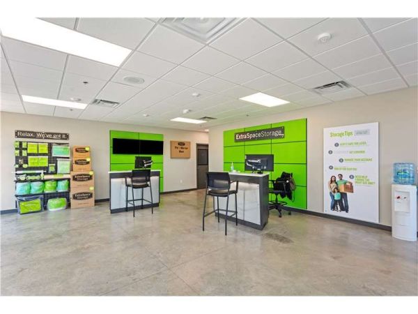 Extra Space Storage - 7420 - Winter Garden - Beard Rd - 800 Beard Road