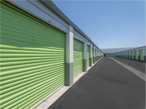 Extra Space Storage - 1053 - Oakland - Fallon St - 210 Fallon Street