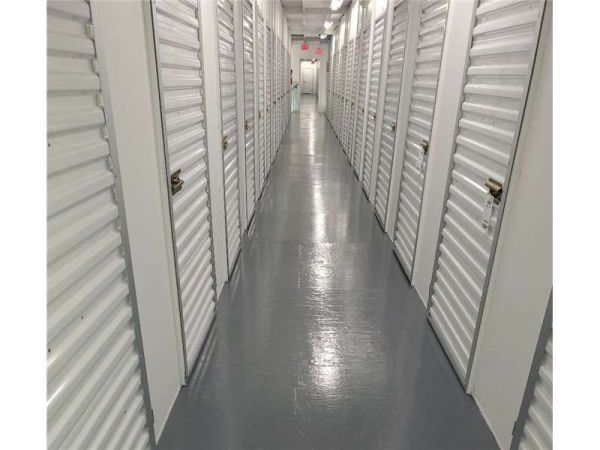 Extra Space Storage - 1053 - Oakland - Fallon St - 210 Fallon Street
