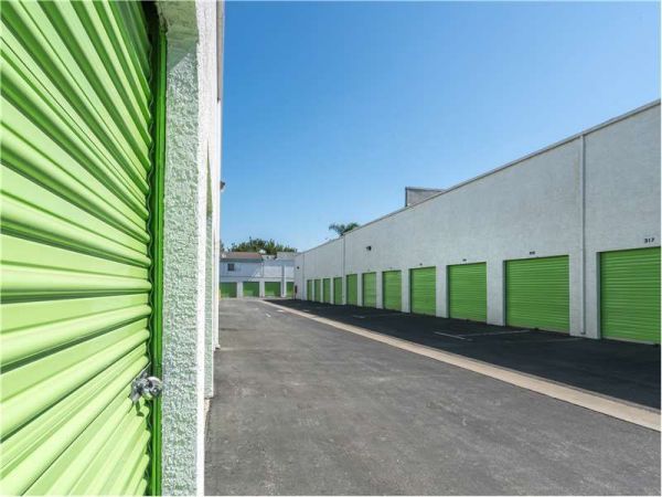 Extra Space Storage - 1070 - Inglewood - W Century Blvd - 3846 West Century Boulevard