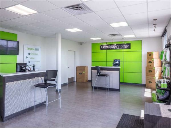 Extra Space Storage - 1198 - Philadelphia - Roosevelt Bl - 12005 Roosevelt Boulevard