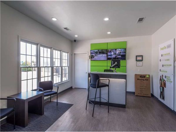 Extra Space Storage - 1321 - Snellville - Stone Mountain Hwy SW - 3942 U.S. 78
