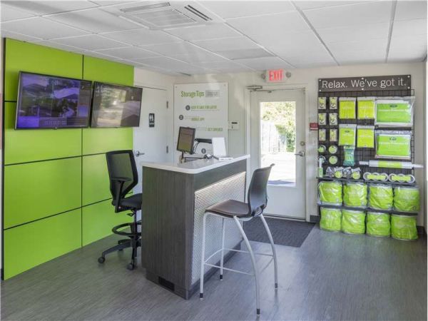 Extra Space Storage - 0110 - Wethersfield - Olesen Rd - 50 Olesen Road