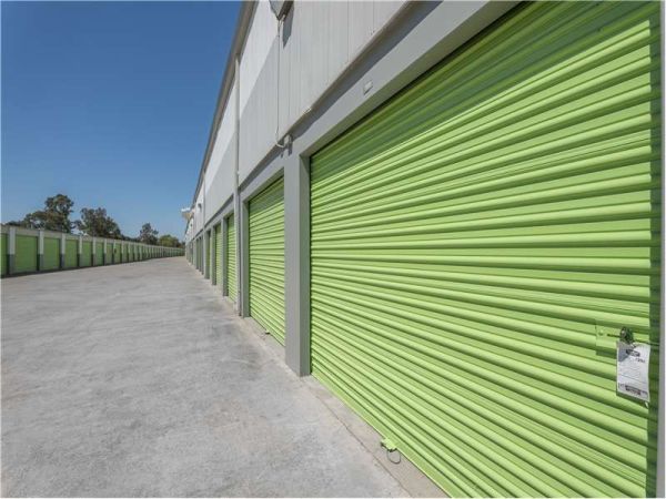 Extra Space Storage - 0253 - Sacramento - Florin Rd - 1353 Florin Road