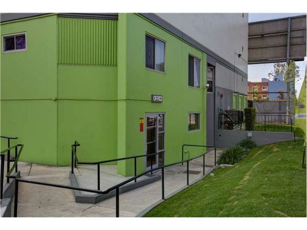 Extra Space Storage - 0353 - Los Angeles - Fountain Ave - 4728 Fountain Avenue