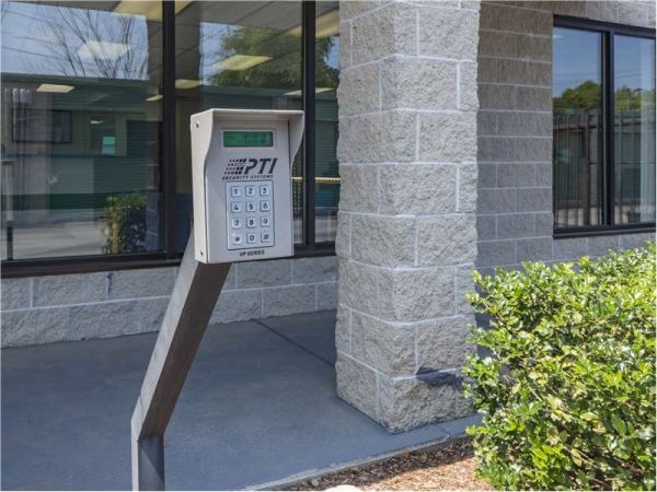 Extra Space Storage - 0410 - Raynham - Broadway - 266 Broadway