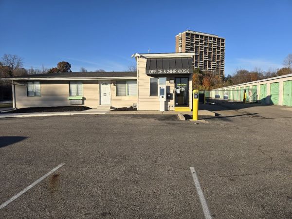 Extra Space Storage - 0509 - Columbus - Urlin Avenue - 900 Urlin Avenue