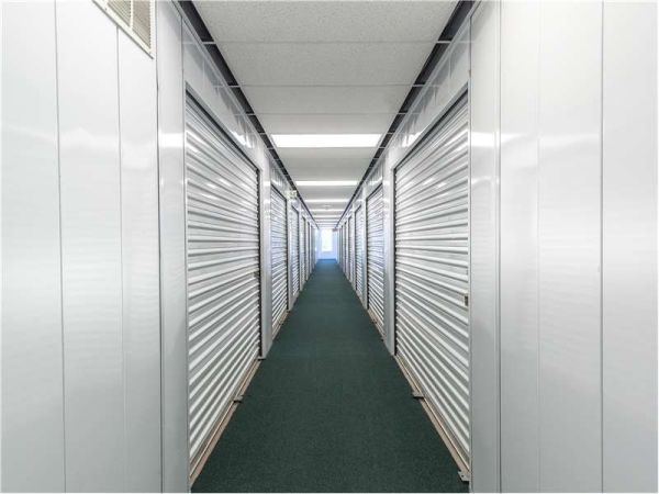 Extra Space Storage - 0525 - Columbus - Kenny Rd - 4616 Kenny Road