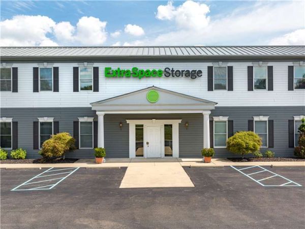 Extra Space Storage - 0525 - Columbus - Kenny Rd - 4616 Kenny Road