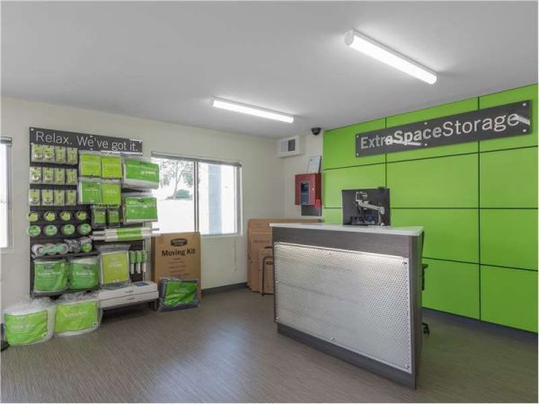 Extra Space Storage - 0775 - Baltimore - Rossville Blvd - 6100 Rossville Boulevard