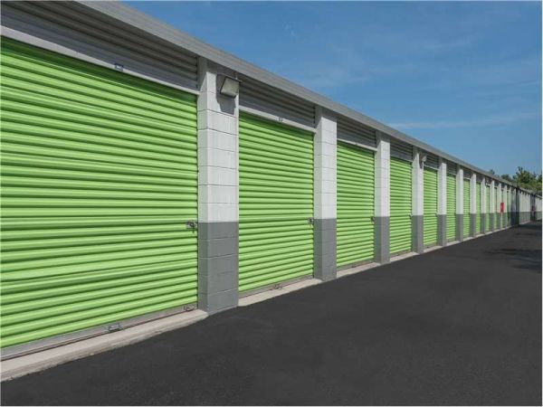 Extra Space Storage - 0775 - Baltimore - Rossville Blvd - 6100 Rossville Boulevard