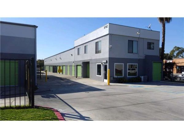 Extra Space Storage - 0778 - San Diego - Cabot Dr - 8192 Miramar Road
