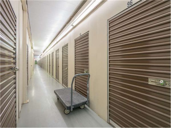 Extra Space Storage - 0786 - Enfield - South Rd - 163 South Road